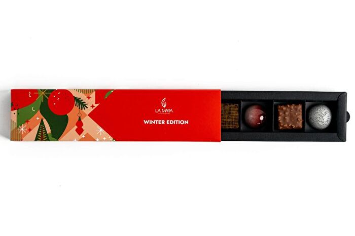 Die Weihnachten Pralinen Box 6 Stück von LA MARA - ideal zum Verschenken oder selber Naschen.