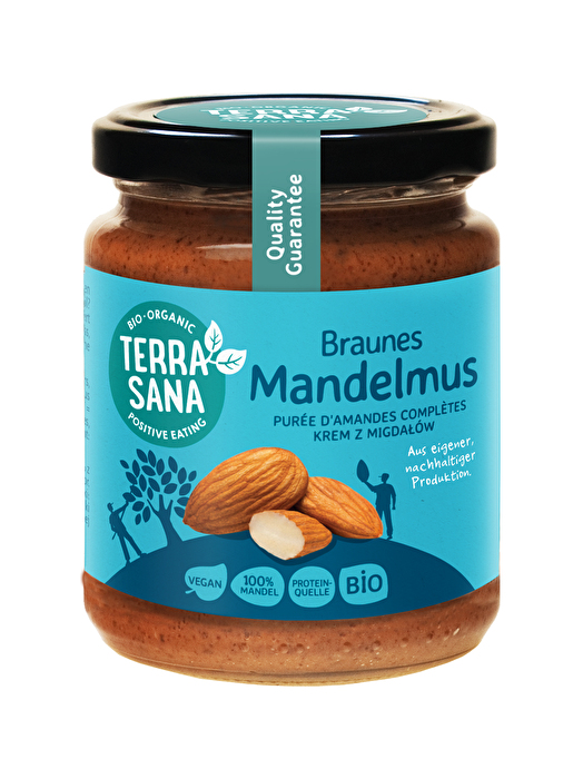 Das braune Mandelmus von TerraSana wird ausschließlich aus sorgfältig ausgewählten Mandeln hergestellt und überzeugt mit einem intensiven, nussigen Aroma.