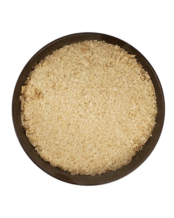 Dank ihres herzhaften Geschmacks eignen sie sich hervorragend als vegane Alternative zu Parmesan, beispielsweise für Pasta, Salate, Suppen oder Aufläufe.