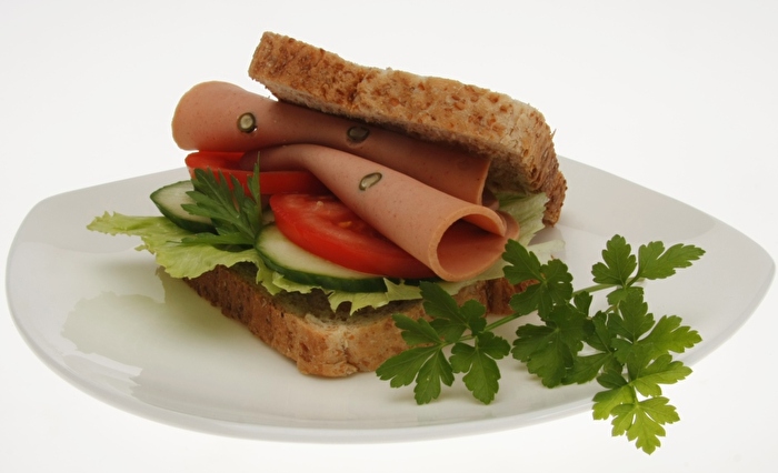 Veganer Aufschnitt mit grünem Pfeffer von Hobelz günstig bei kokku-online.de kaufen.