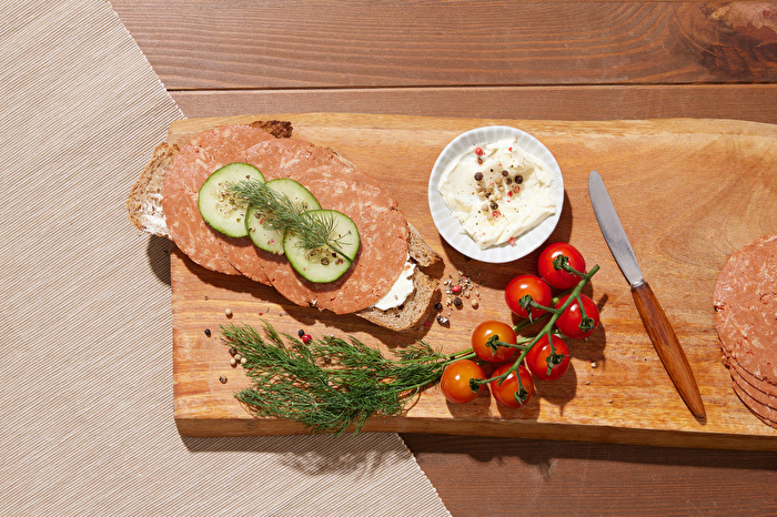 Die vegane Salami Classic von planeo geht einfach immer!