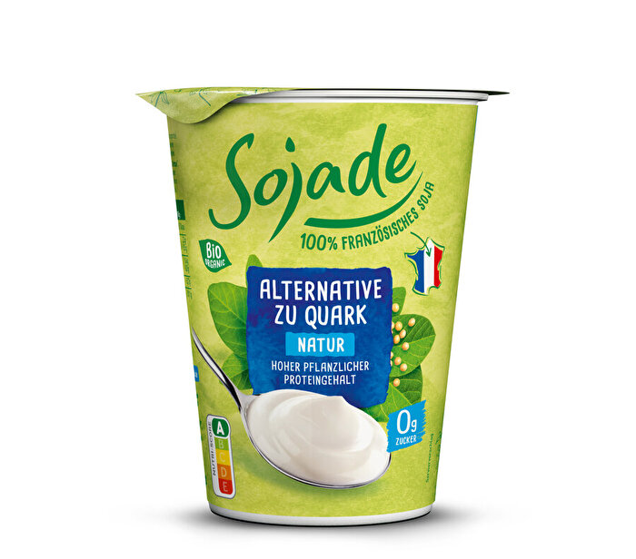 Die Alternative zu Quark Natur von Sojade kannst du vielfältig verwenden und süß oder herzhaft herrichten.