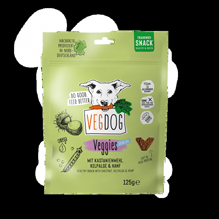 Die Veggies skincare von Vegdog sind ein ausgezeichneter Snack für Deinen Vierbeiner, wenn Dir die Haut des Hundes wichtig ist. Dank Kelpalge und Hanf pflegen diese Leckerlies auf Kastanienbasis die Haut und pflegen zudem das Fell!